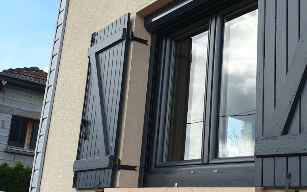 Pose de fenêtres à Lure : améliorer ses performances énergétiques avec de bonnes menuiseries